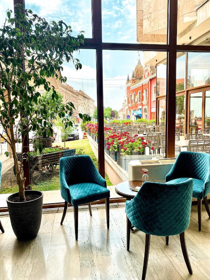 Hotel Srbija Vrsac Bagian luar foto