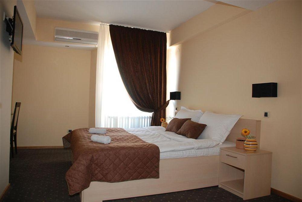Hotel Srbija Vrsac Bagian luar foto
