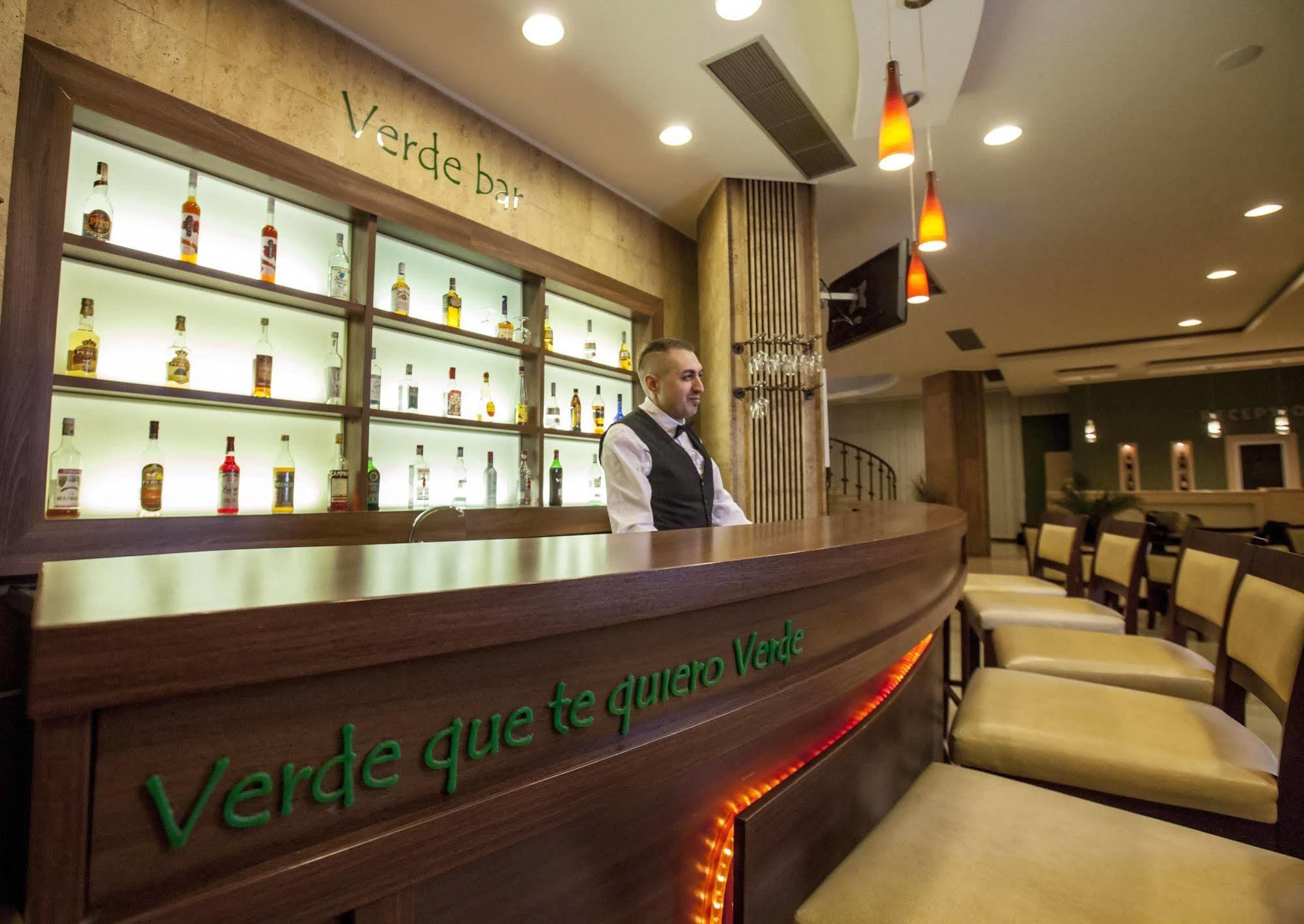 Hotel Srbija Vrsac Bagian luar foto