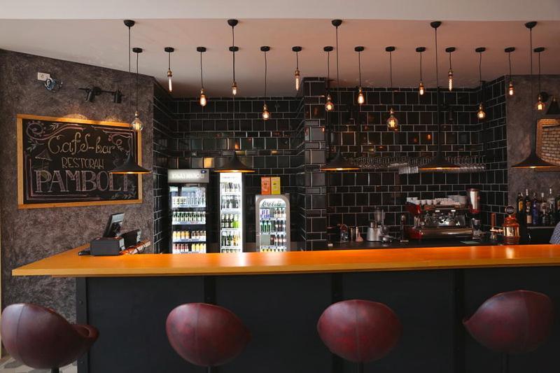 Hotel Srbija Vrsac Bagian luar foto